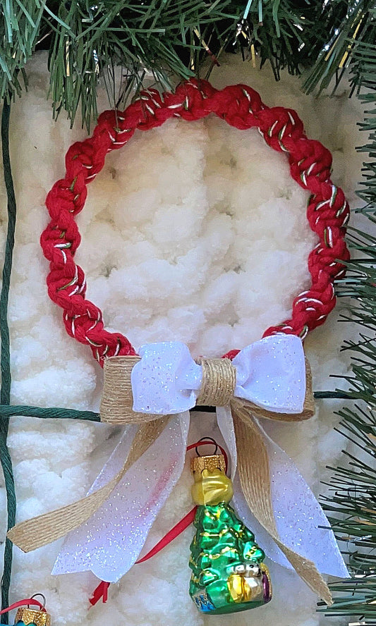 4" Macrame Christmas Wreath in Classic Red